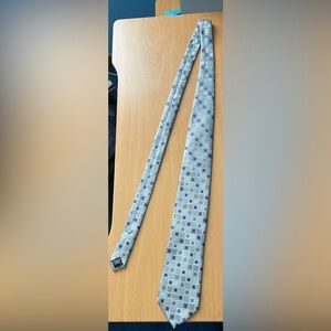 Men’s Used Tie